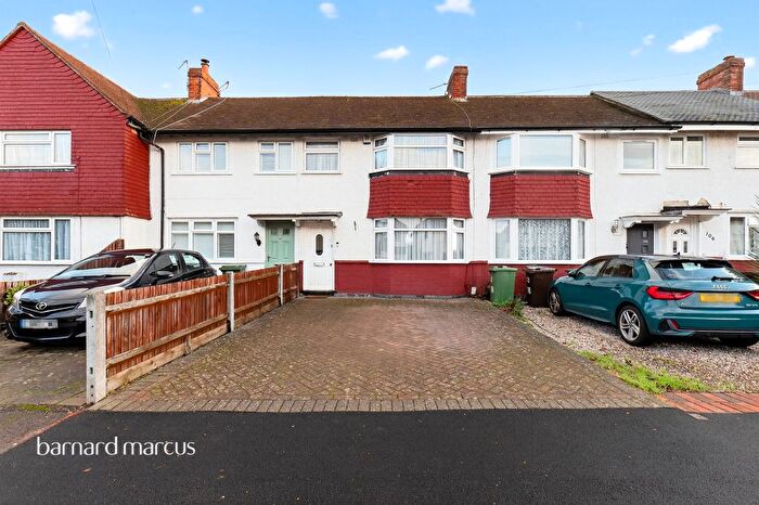 2 Bedroom Terraced House For Sale In Brinkley Road, Worcester Park, KT4