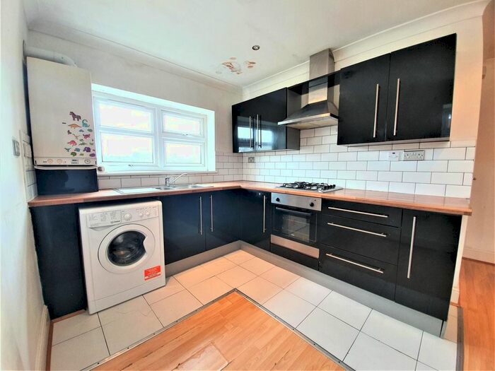 1 Bedroom Flat To Rent In Clarendon Road, Luton, LU2