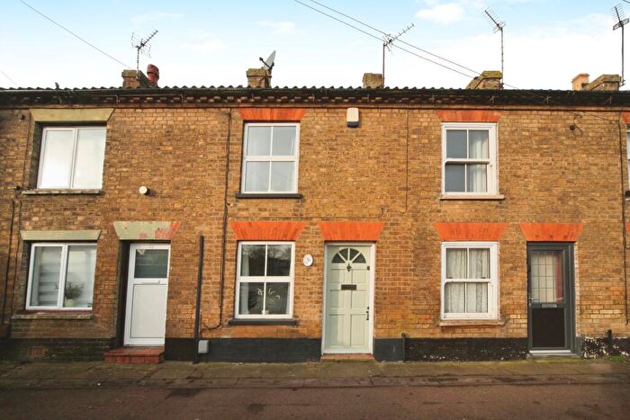 1 Bedroom Terraced House To Rent In High Street, Toddington, Dunstable, LU5