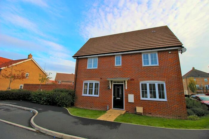 3 Bedroom End Of Terrace House To Rent In Culverhouse Road, The Sidings, Swindon, SN1