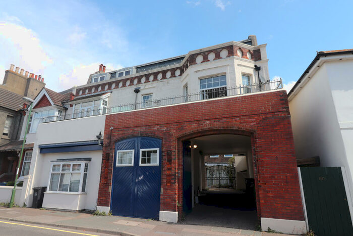 1 Bedroom Apartment To Rent In Shoreham-By-Sea, BN43