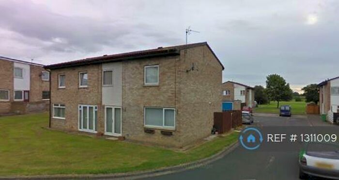 3 Bedroom Semi-Detached House To Rent In Tindale Green, Newton Aycliffe, DL5
