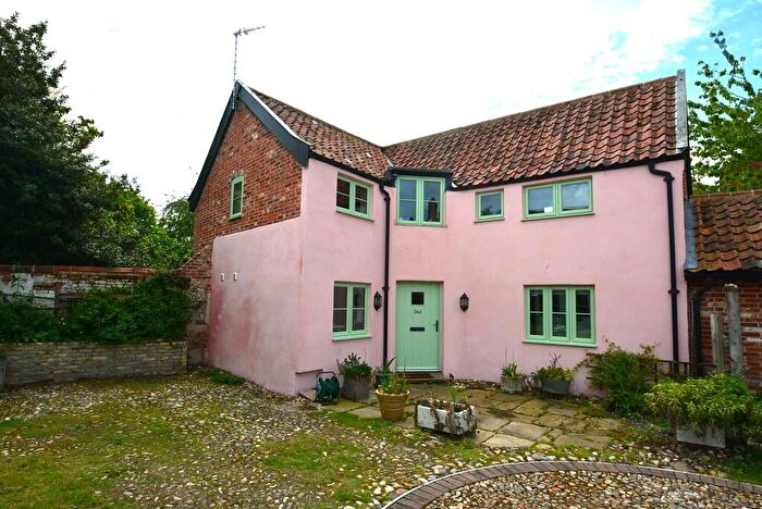 3 Bedroom Detached House To Rent In Bridge Street, Bungay, NR35