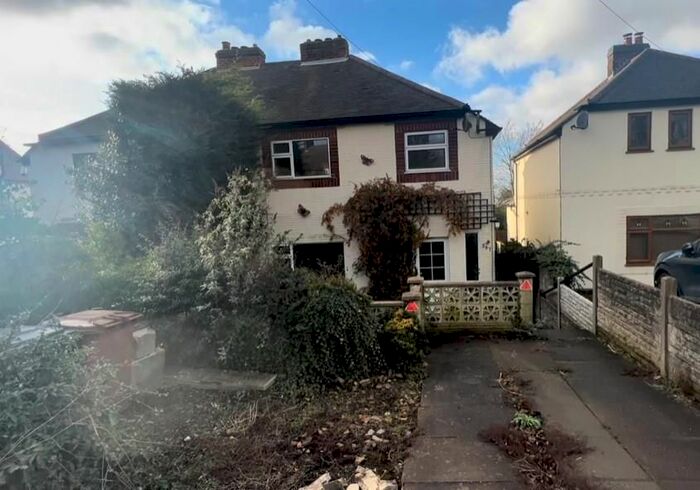 3 Bedroom Semi-Detached House To Rent In Burton Road, Midway, Swadlincote, DE11