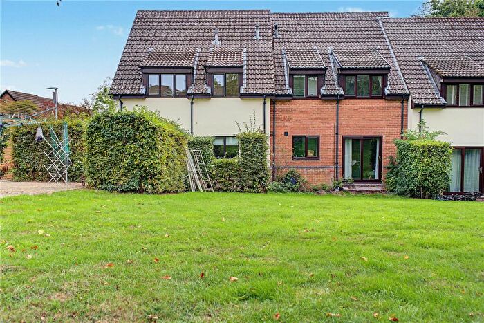 2 Bedroom Apartment For Sale In The Birches, Marlborough Road, Swindon, Wiltshire, SN3