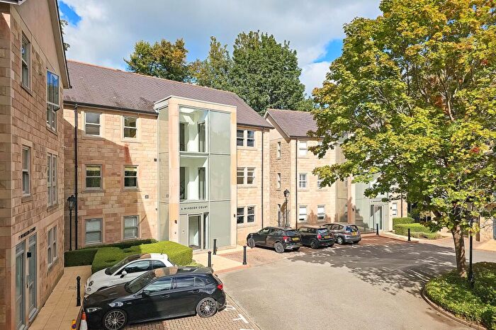 2 Bedroom Apartment To Rent In Clarence Drive, Harrogate, HG1