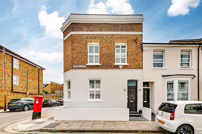 5 Bedroom End Terrace House For Sale In Archway Street, Barnes, London, SW13