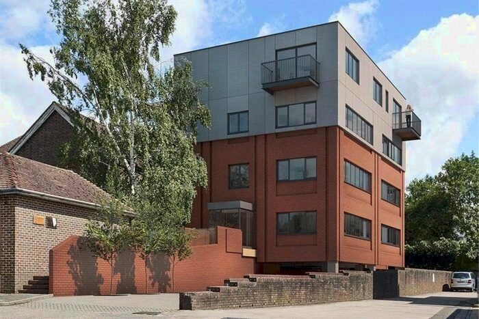 1 Bedroom Flat To Rent In London Road, East Grinstead, West Sussex, RH19