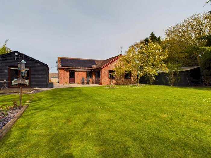 3 Bedroom Bungalow For Sale In Grove Lane, Elmswell, IP30