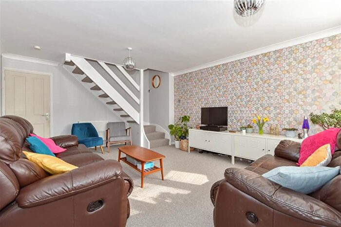 2 Bedroom Semi-Detached House For Sale In Stanley Close, Staplehurst, Kent, TN12