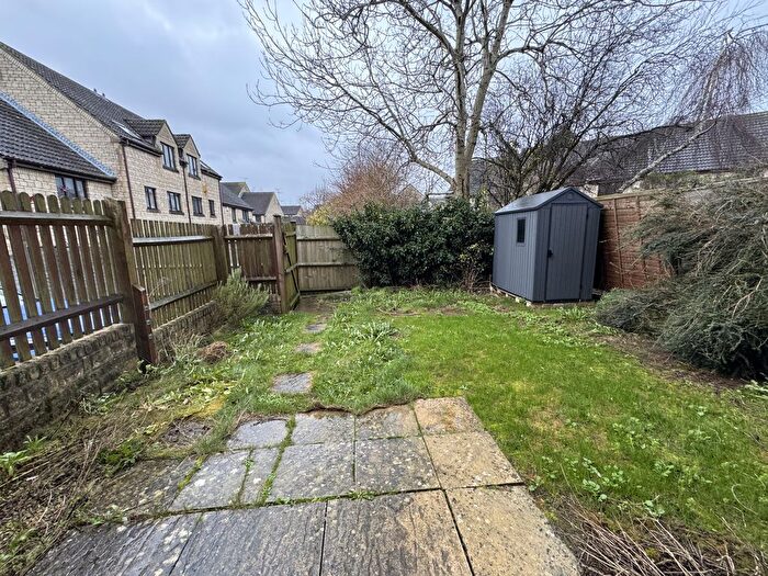 1 Bedroom Flat To Rent In Hanstone Close, Gloucestershire, GL7