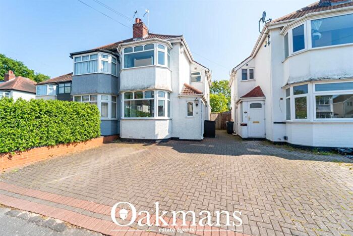 3 Bedroom Semi Detached House For Sale In Barton Croft, Hall Green, Birmingham, B28