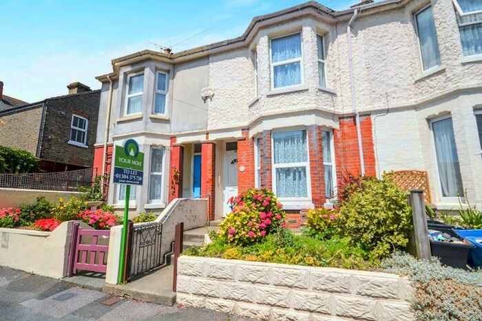 3 Bedroom End Of Terrace House To Rent In Avenue Road, Dover, Kent, CT16