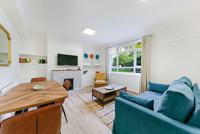 2 Bedroom Flat To Rent In Edge Hill, Wimbledon, SW19