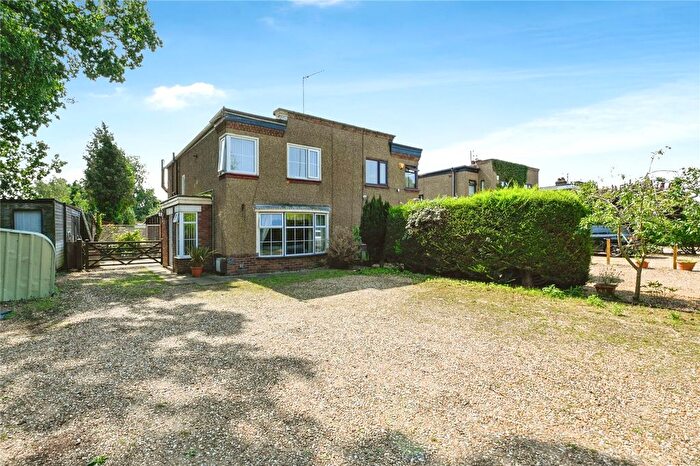 3 Bedroom Semi-Detached House For Sale In Grimston Road, South Wootton, King's Lynn, Norfolk, PE30