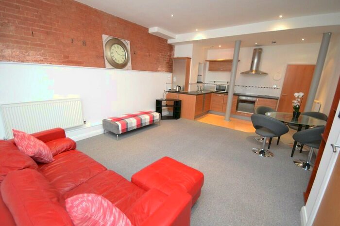 2 Bedroom Flat To Rent In Derby Road, Lenton, NG7