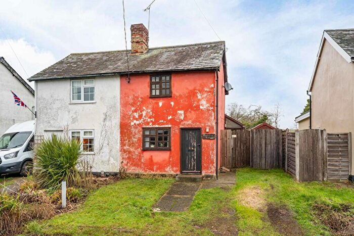 2 Bedroom Semi Detached House For Sale In Lower Road, Hundon, CO10