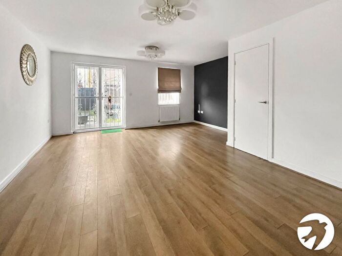 4 Bedroom End Terrace House To Rent In Lady Jane Place, Dartford, Kent, DA1