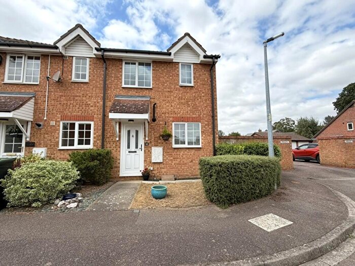 2 Bedroom End Of Terrace House For Sale In Elgar Drive, Shefford, SG17