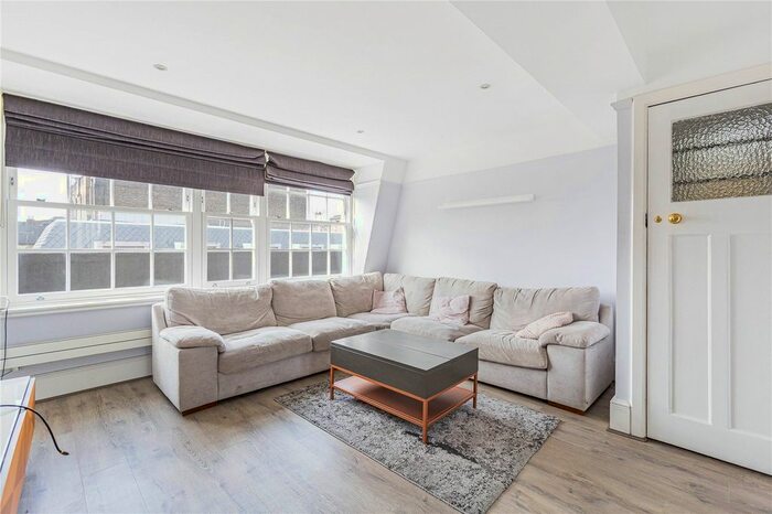 3 Bedroom Flat To Rent In Drury Lane, Covent Garden, London, WC2B