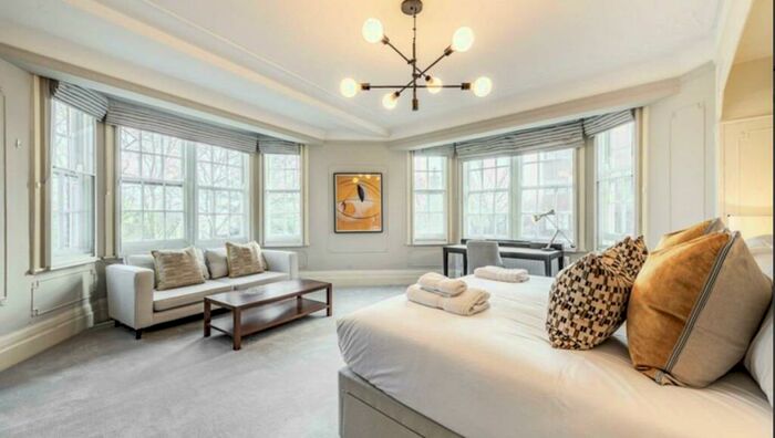 6 Bedroom Flat To Rent In Strathmore Court, Park Road, London, NW8