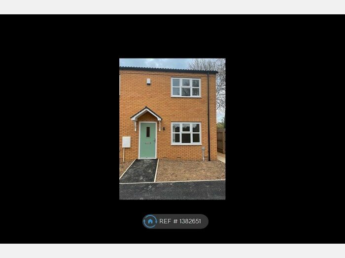2 Bedroom Semi-Detached House To Rent In Thomas Aveling Close, Elm, PE14