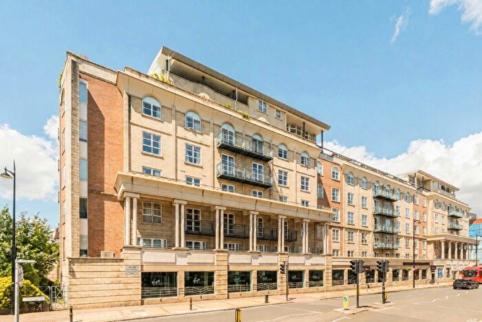 2 Bedroom Flat For Sale In Worple Road, Wimbledon, SW19