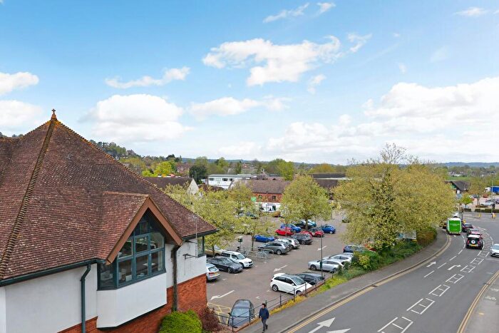 1 Bedroom Flat For Sale In Flambard Way, Godalming, Surrey, GU7