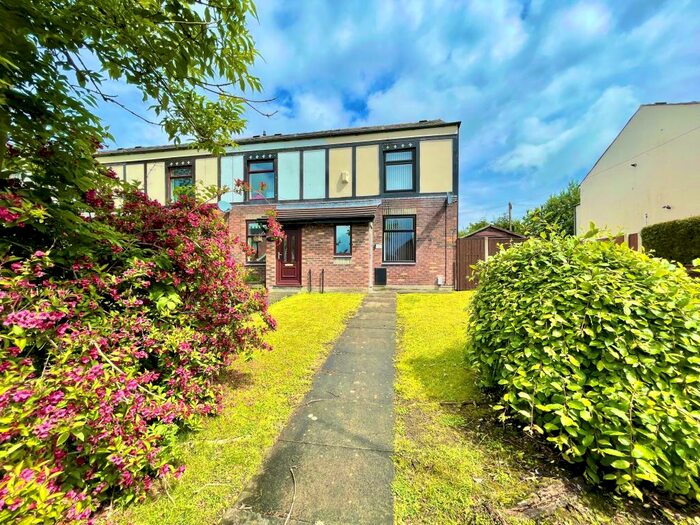 3 Bedroom House To Rent In Marlbrook Drive, Westhoughton, BL5