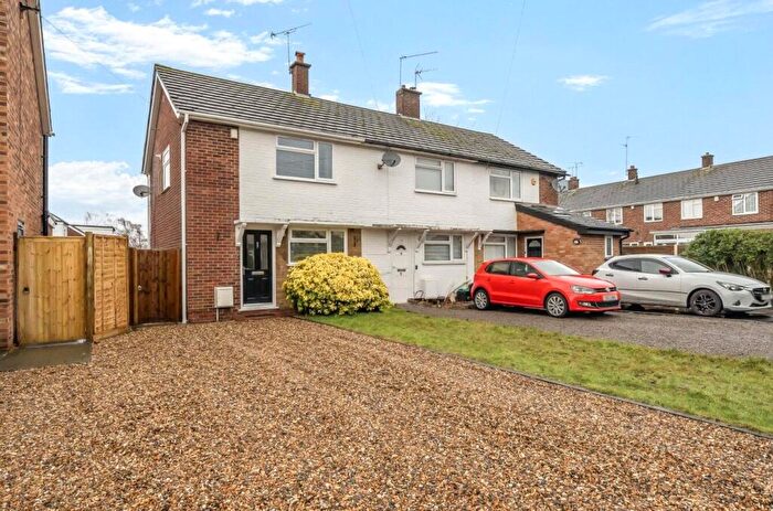 2 Bedroom Semi Detached House For Sale In Headley Road East, Woodley, Reading, RG5