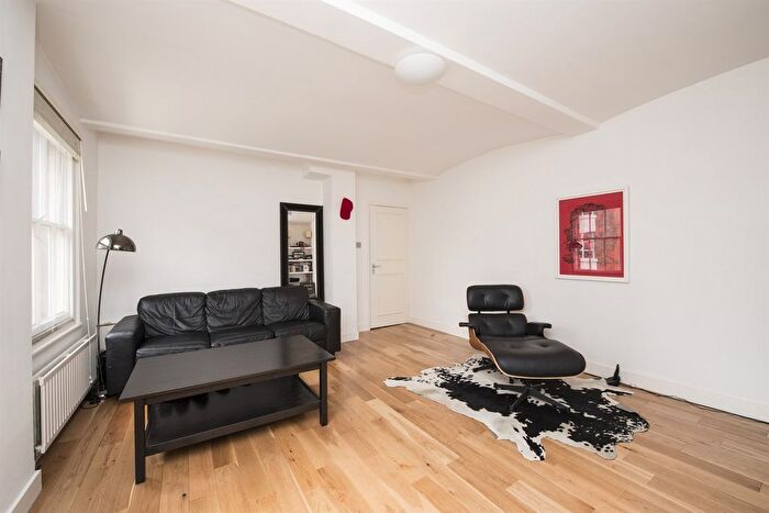 1 Bedroom Flat To Rent In Commercial Street, London, E1