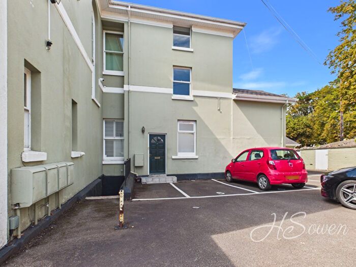 4 Bedroom Maisonette For Sale In St. Lukes Road South, Torquay, TQ2