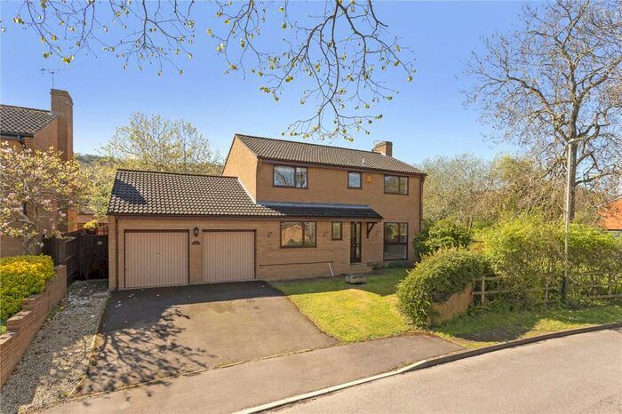 5 Bedroom Detached House For Sale In Hartley Close, Charlton Kings, Cheltenham, Gloucestershire, GL53