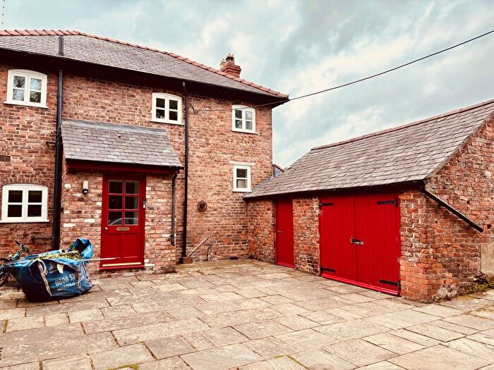 3 Bedroom Property To Rent In Abenbury, Wrexham, LL13