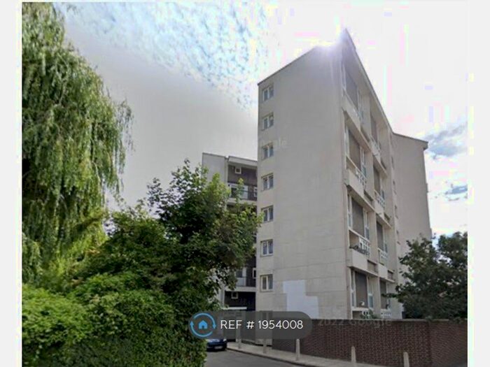 2 Bedroom Flat To Rent In Trevelyan House, London, E2