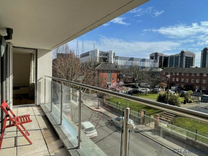 3 Bedroom Flat To Rent In Holystone Court, Tiller Road, London, E14