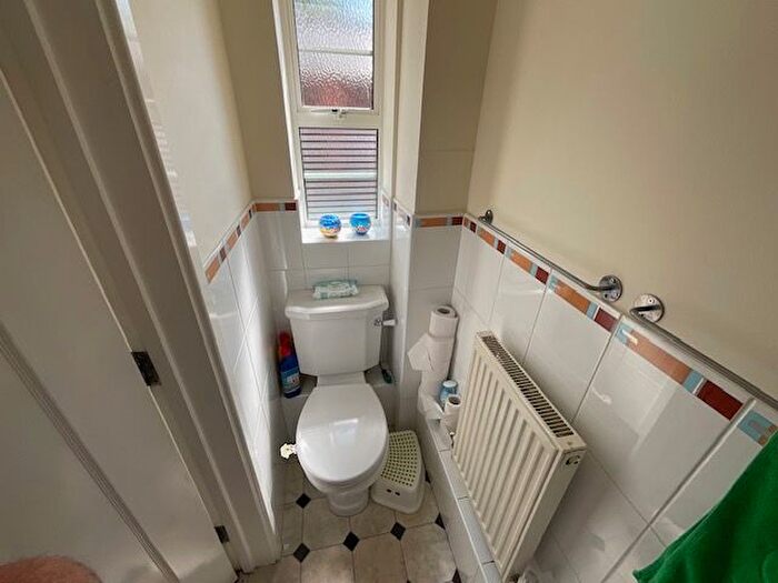 3 Bedroom Terraced House To Rent In Central Road, Worcester Park, KT4