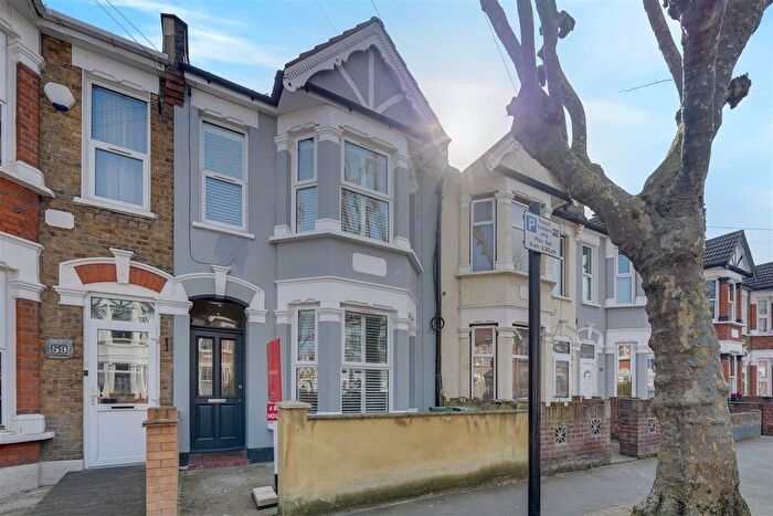 4 Bedroom Terraced House To Rent In Mitcham Road, East Ham, E6