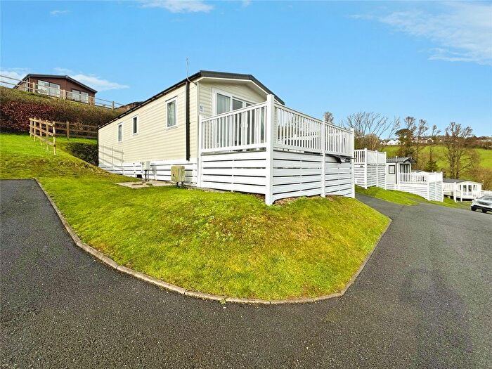 2 Bedroom Property For Sale In Polperro Road, Looe, Cornwall, PL13