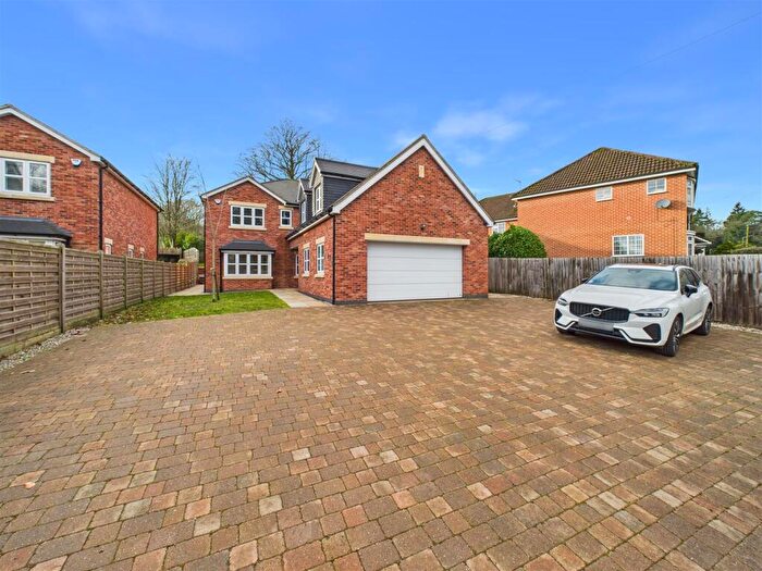 4 Bedroom Detached House To Rent In Longdale Lane, Ravenshead, Nottingham, NG15