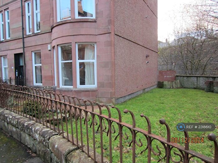 2 Bedroom Flat To Rent In Woodford Street, Glasgow, G41