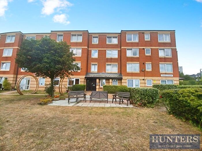 1 Bedroom Flat For Sale In Friars Court, Queen Anne Road, Maidstone, ME14
