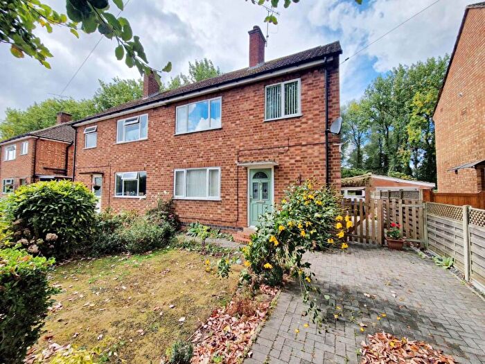 4 Bedroom Semi Detached House For Sale In Grange Road, Newbold, Rugby, CV21