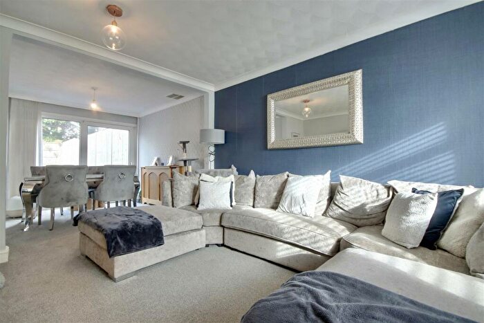 3 Bedroom Terraced House For Sale In Passingham Walk, Waterlooville, PO8