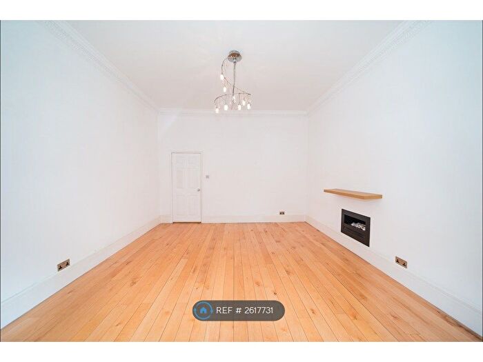 1 Bedroom Flat To Rent In Rosary Gardens, London, SW7