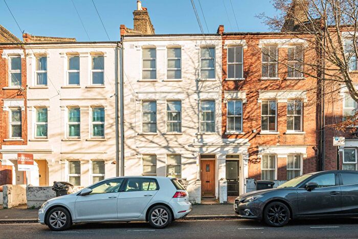 1 Bedroom Flat For Sale In Northlands Street, London, SE5