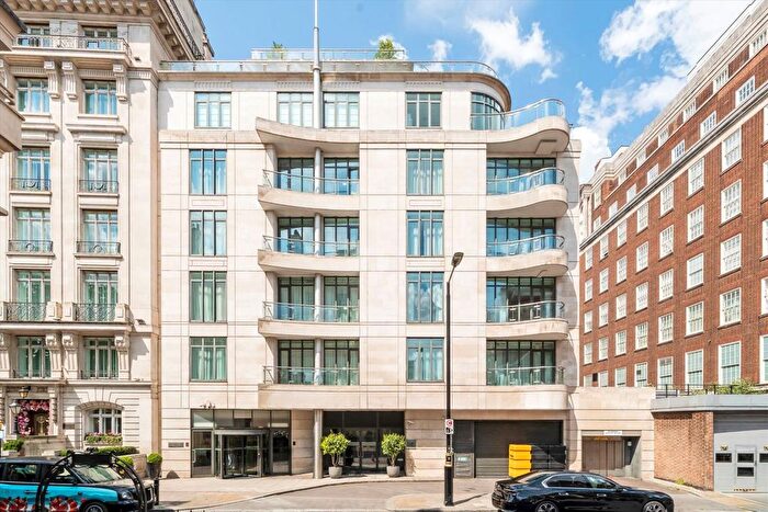 2 Bedroom Flat To Rent In North Row, Mayfair, W1K