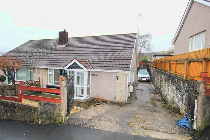 2 Bedroom Semi-Detached Bungalow To Rent In Coed Isaf Road, Maesycoed, Pontypridd, CF37