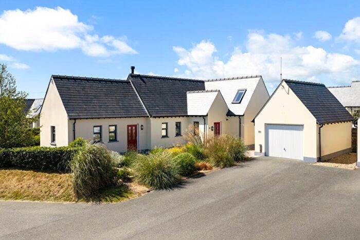 4 Bedroom Detached Bungalow For Sale In Cuffern, Roch, Haverfordwest, SA62