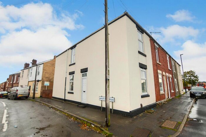 2 Bedroom End Of Terrace House To Rent In Wheatcroft Road, Rawmarsh, Rotherham, S62